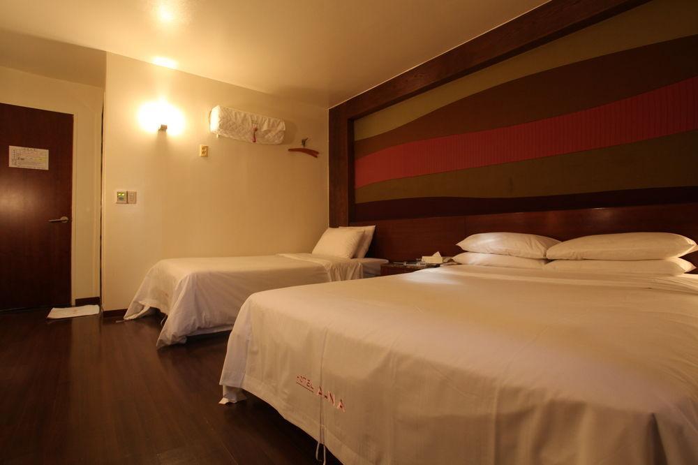 Ana Hotel