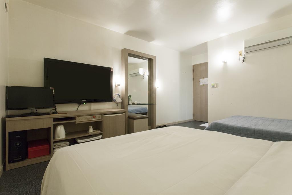 Hotel Ana 2*