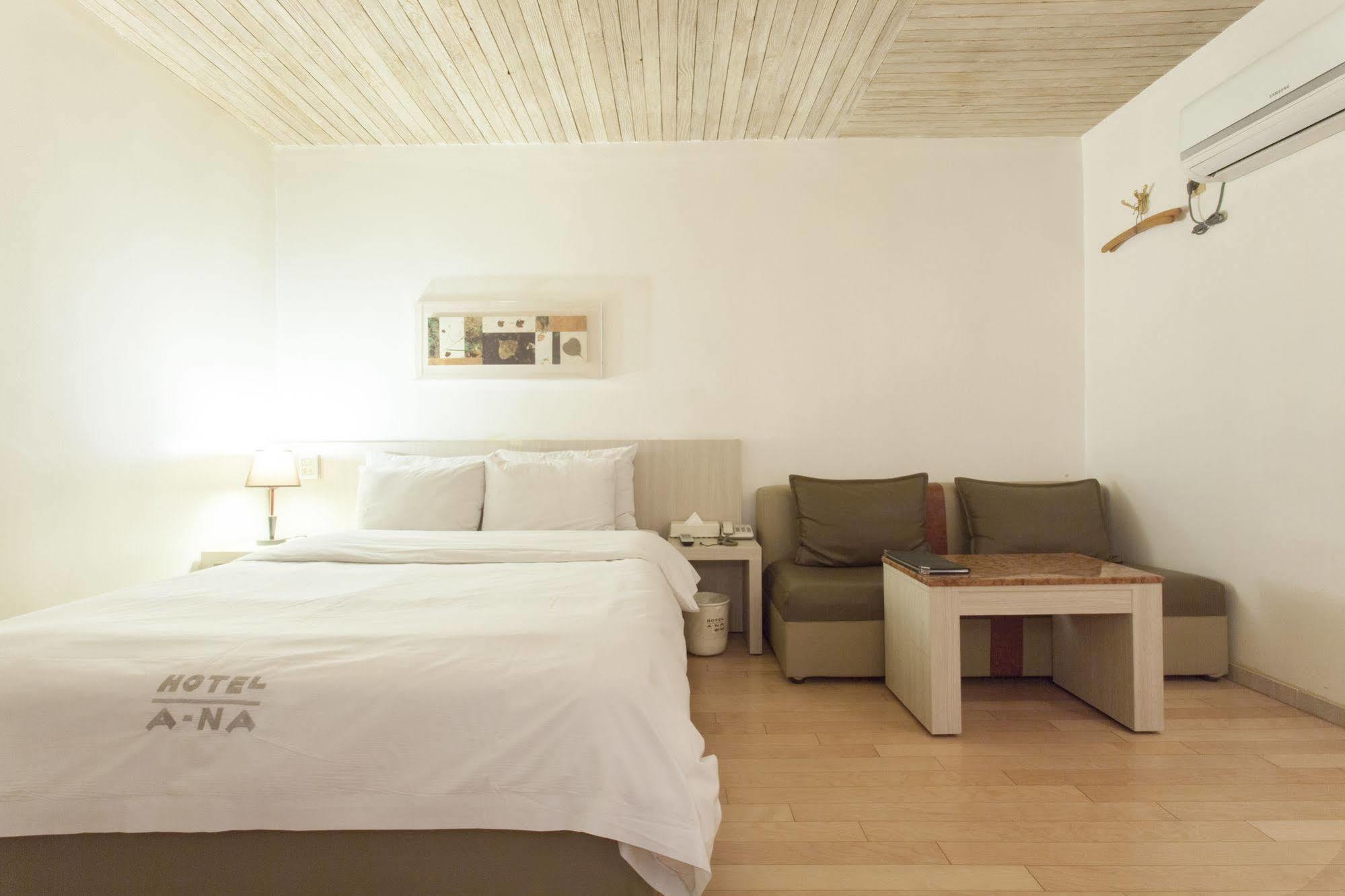 Ana Hotel
